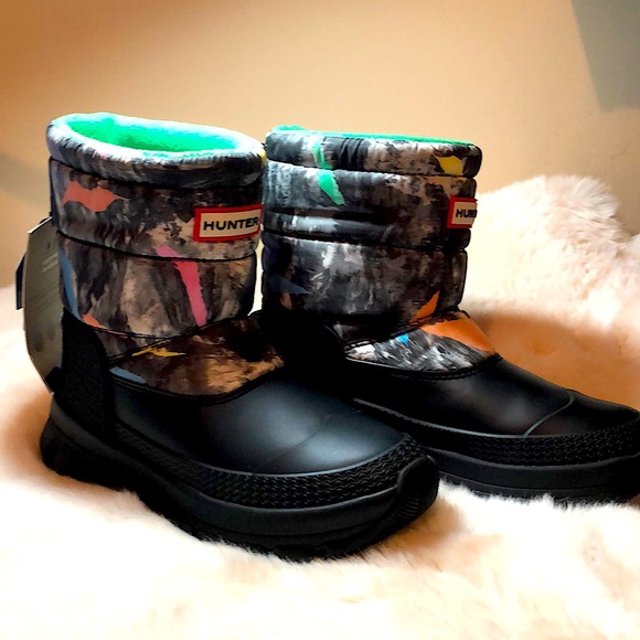 HUNTER NWT insulated storm camo print snow boot - Picture 3 of 10